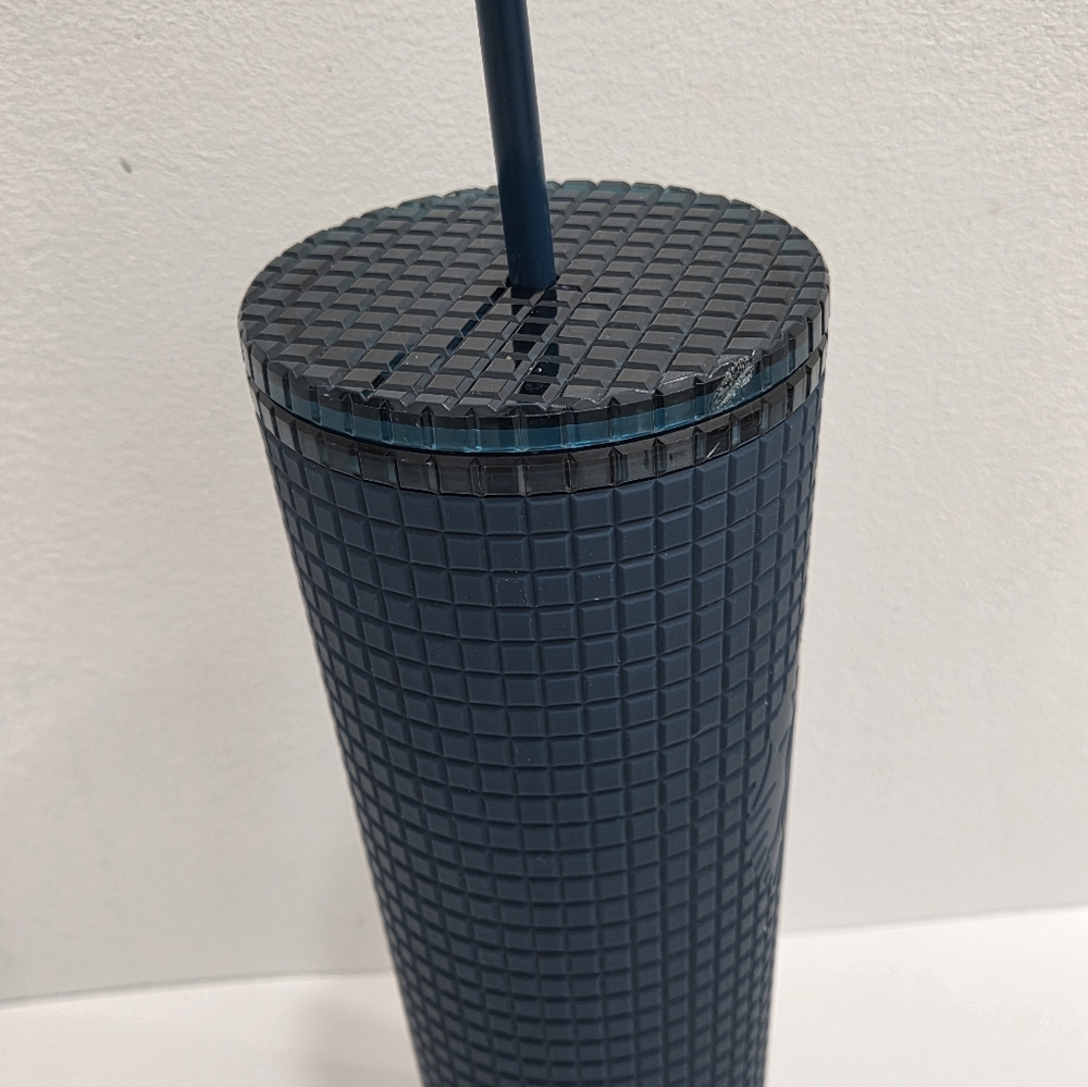 2022 Starbucks Winter Navy Blue Teal Soft Touch Grid Tumbler Venti 24 oz - Picture 7 of 16